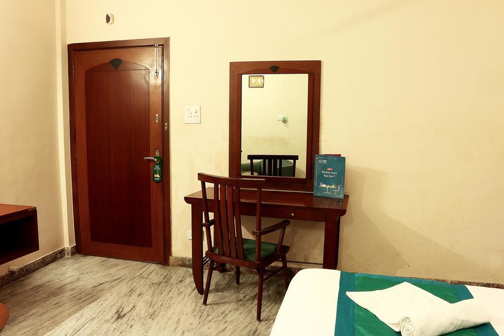 Oyo 1224 New Alipore Kolkata Bagian luar foto