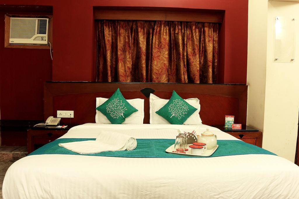 Oyo 1224 New Alipore Kolkata Bagian luar foto