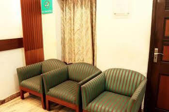 Oyo 1224 New Alipore Kolkata Bagian luar foto