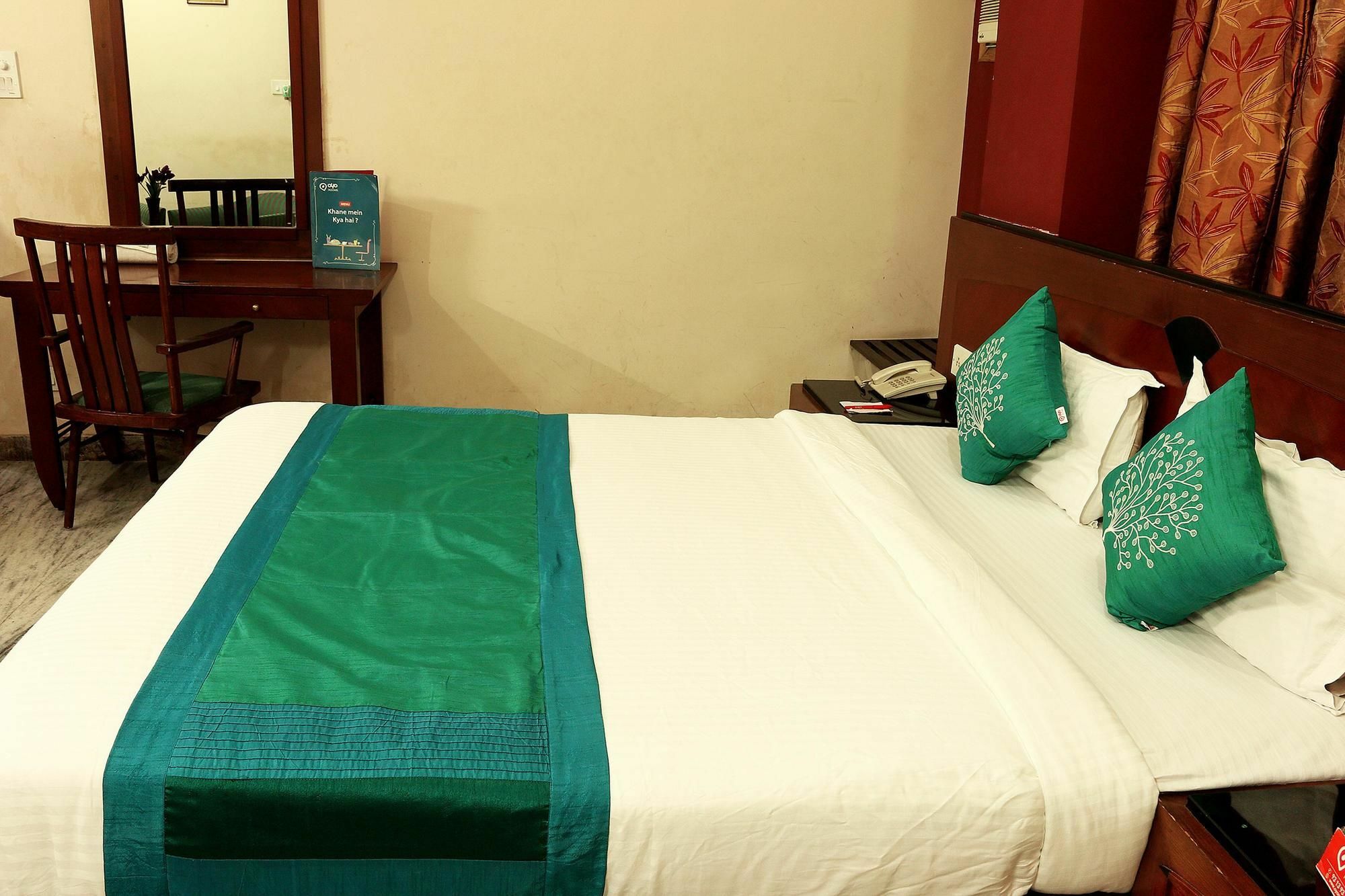 Oyo 1224 New Alipore Kolkata Bagian luar foto